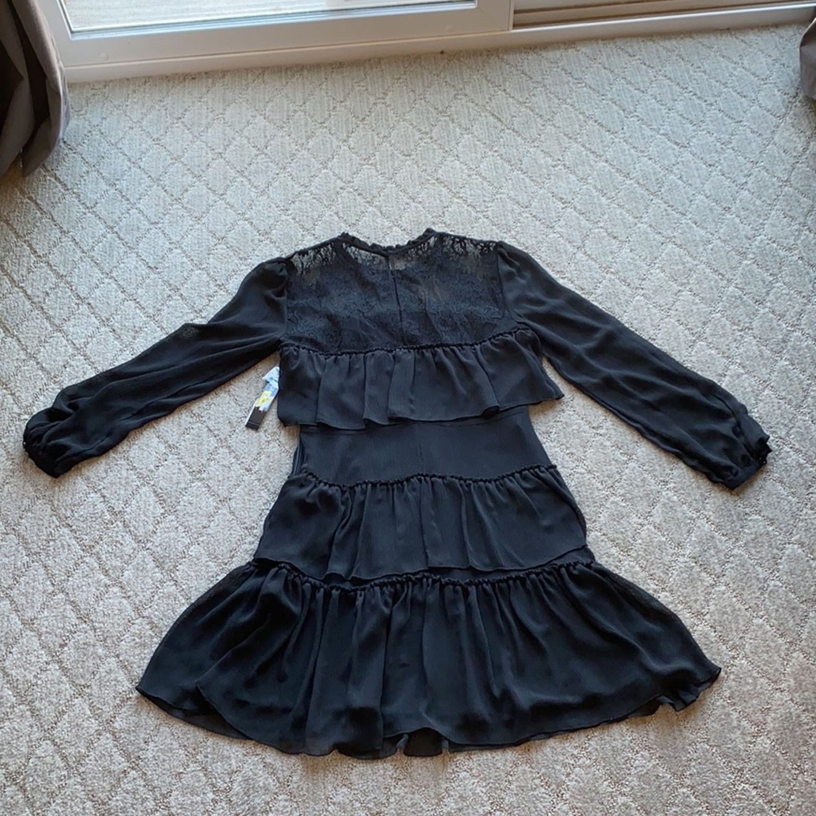 Other Gianni Bini LBD Mia lace tiered Christmas New Year size 4 Size S / US 4 / IT 40 - 5 Thumbnail