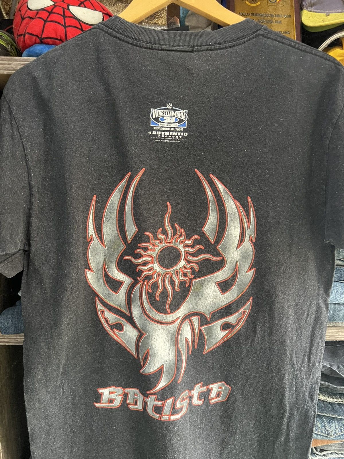 WWE 🔥Vintage 2005 WWE Batista Tee Size US M / EU 48-50 / 2 - 10 Thumbnail
