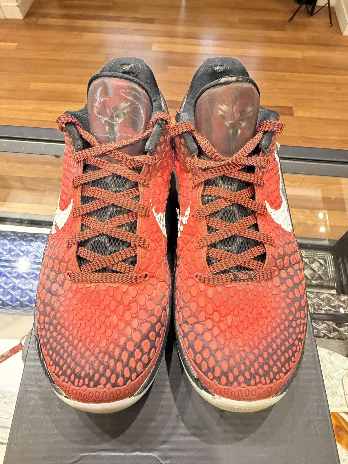 Nike Nike Kobe Size US 8 / EU 41 - 4 Thumbnail