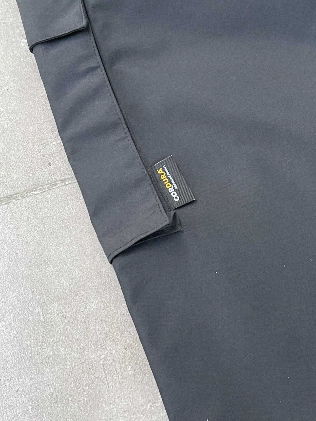 Han Kjobenhavn SS23 !DS! Han Kjobenhavn Oversized Nylon Navy Track Pants Size US 30 / EU 46 - 19 Thumbnail