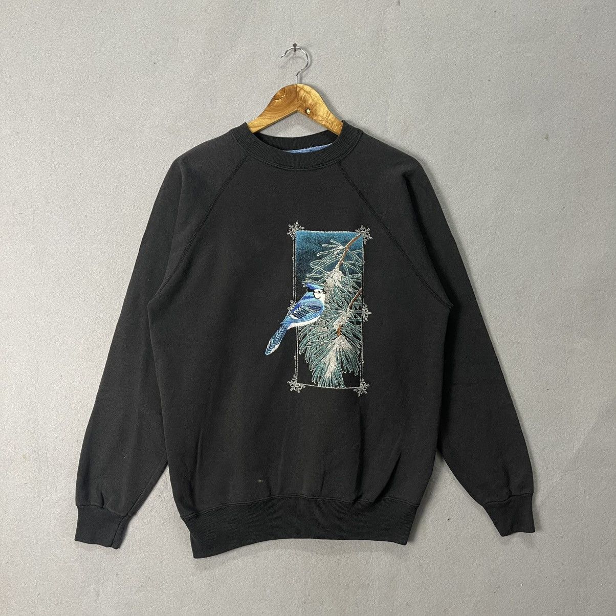 Hanes Vintage 90s Hanes Blue Jay Graphic Crewneck Sweatshirt Black Size US L / EU 52-54 / 3 - 1 Thumbnail