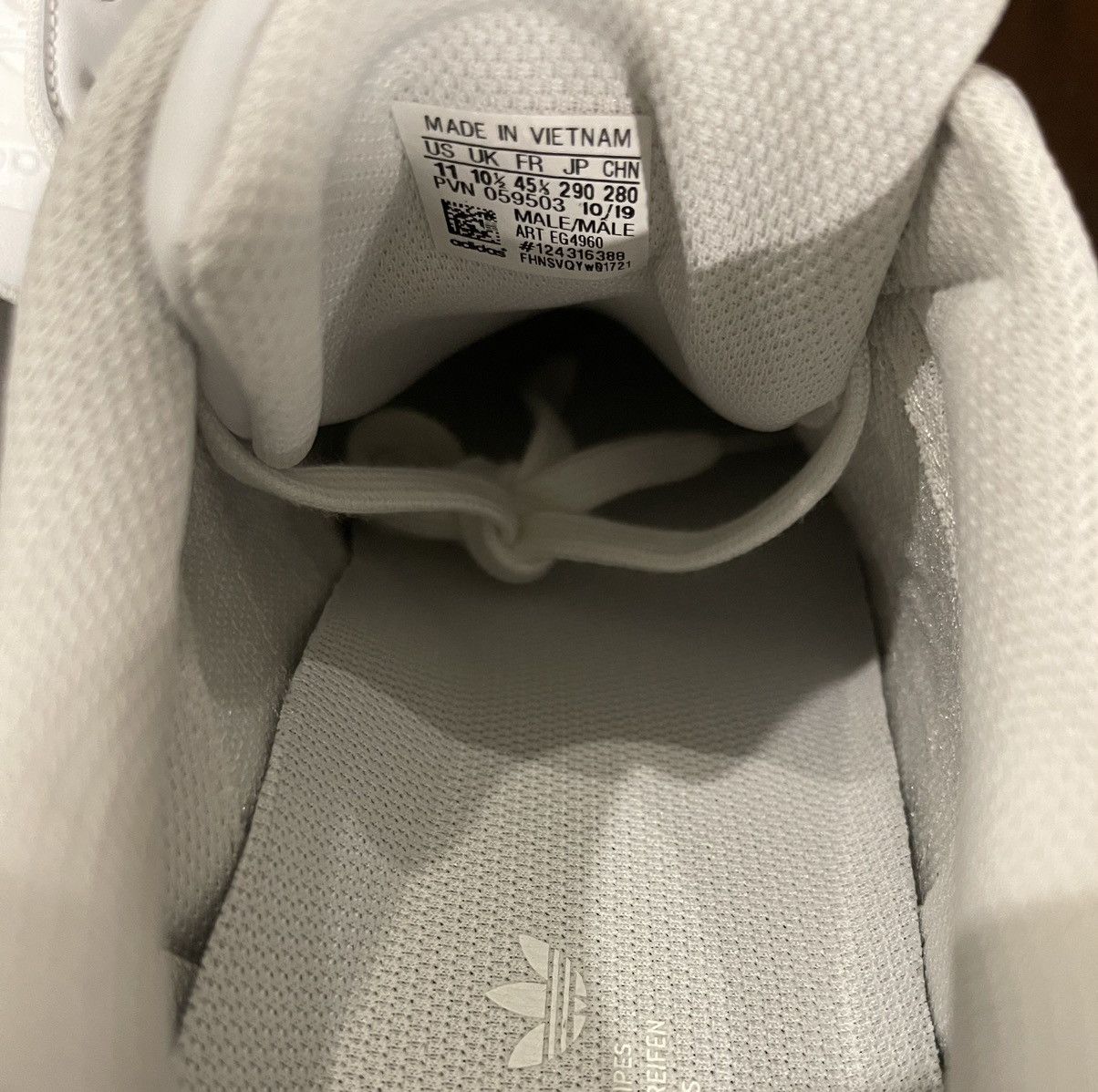 Adidas Adidas shell toes superstar Size US 11 / EU 44 - 7 Thumbnail
