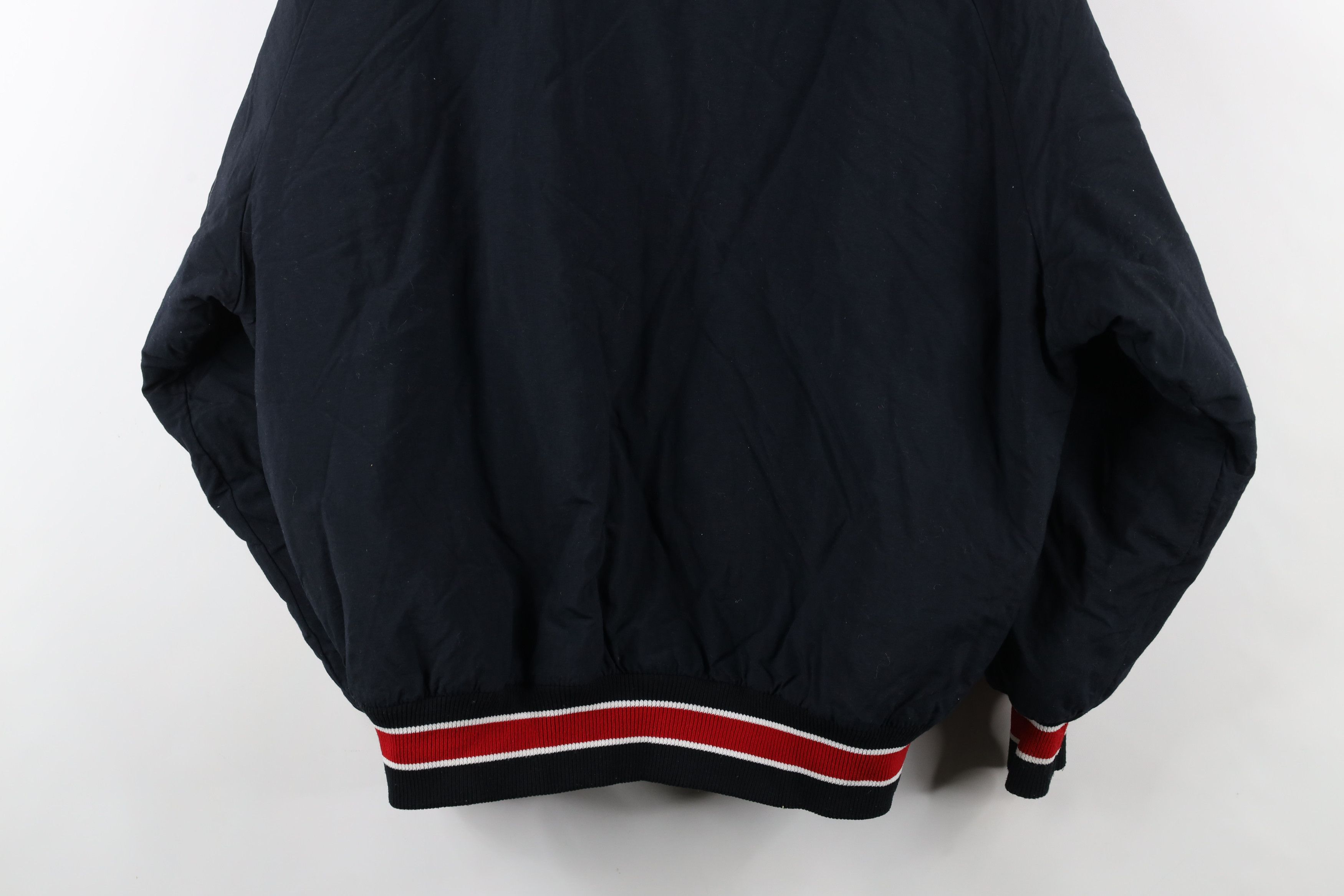 Vintage Vintage 80s Black Hawks Hockey Quilted Bomber Jacket USA Size US L / EU 52-54 / 3 - 13 Thumbnail