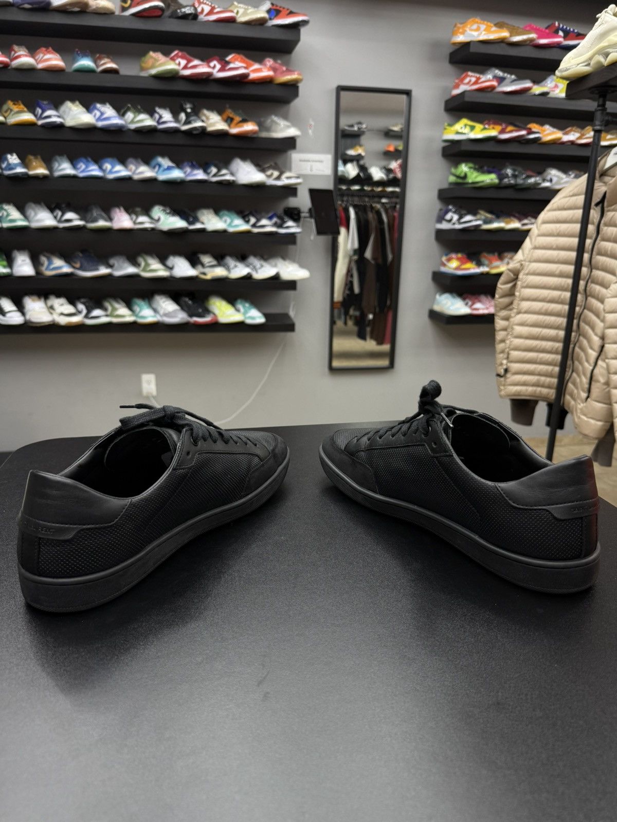 Saint Laurent Paris Saint Laurent Court Classic SL 10 Low Perforated Black 10 US Size US 10 / EU 43 - 15 Thumbnail