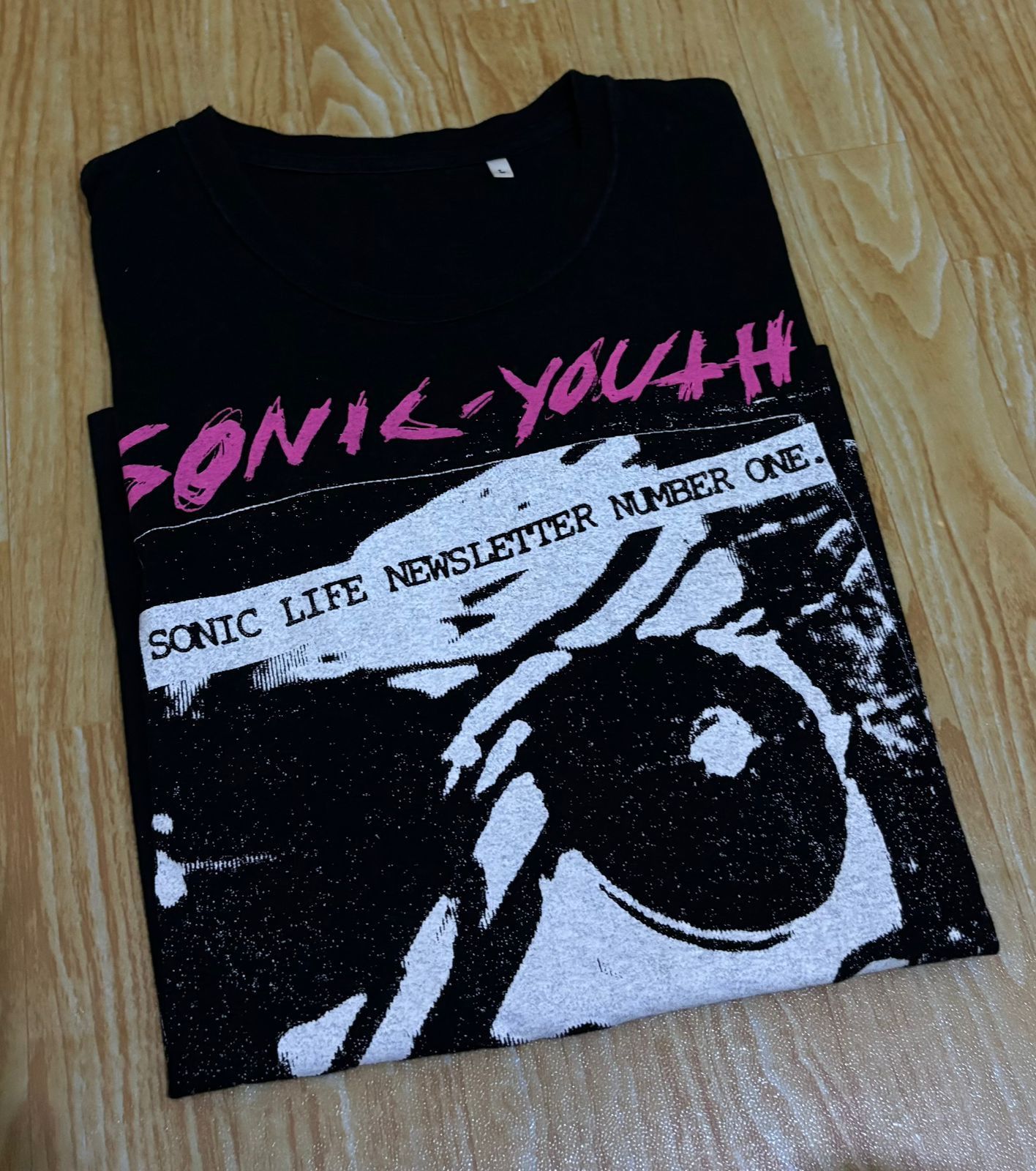 Band Tees Rare Sonic youth museum neu shirt nirvana dinosaur jr mbv Size US S / EU 44-46 / 1 - 1 Thumbnail