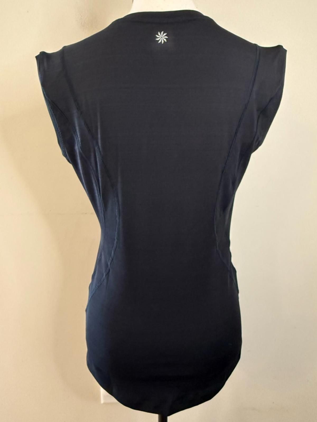 Other Athleta black sporty tank top zippered pocket SZ SM Size S / US 4 / IT 40 - 4 Thumbnail