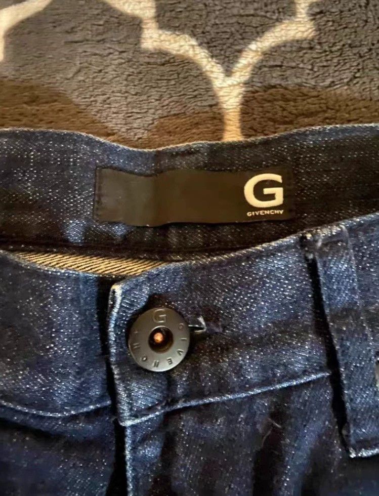 Givenchy Givenchy SiseM Classic straight jeans Size US 31 - 2 Thumbnail
