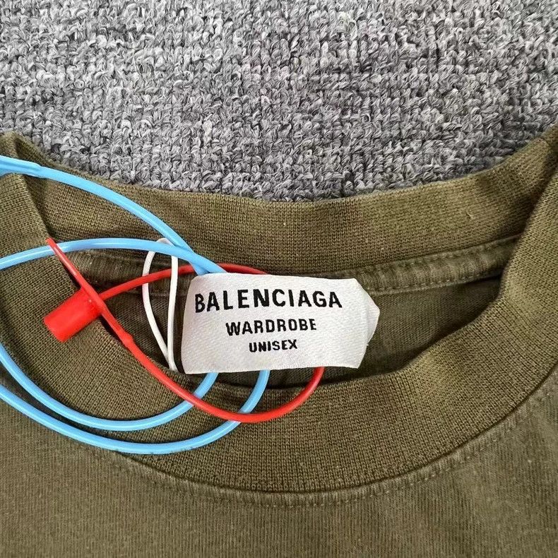 Balenciaga Balenciaga Cola Embroidered Short Sleeve Tee Size US S / EU 44-46 / 1 - 6 Thumbnail