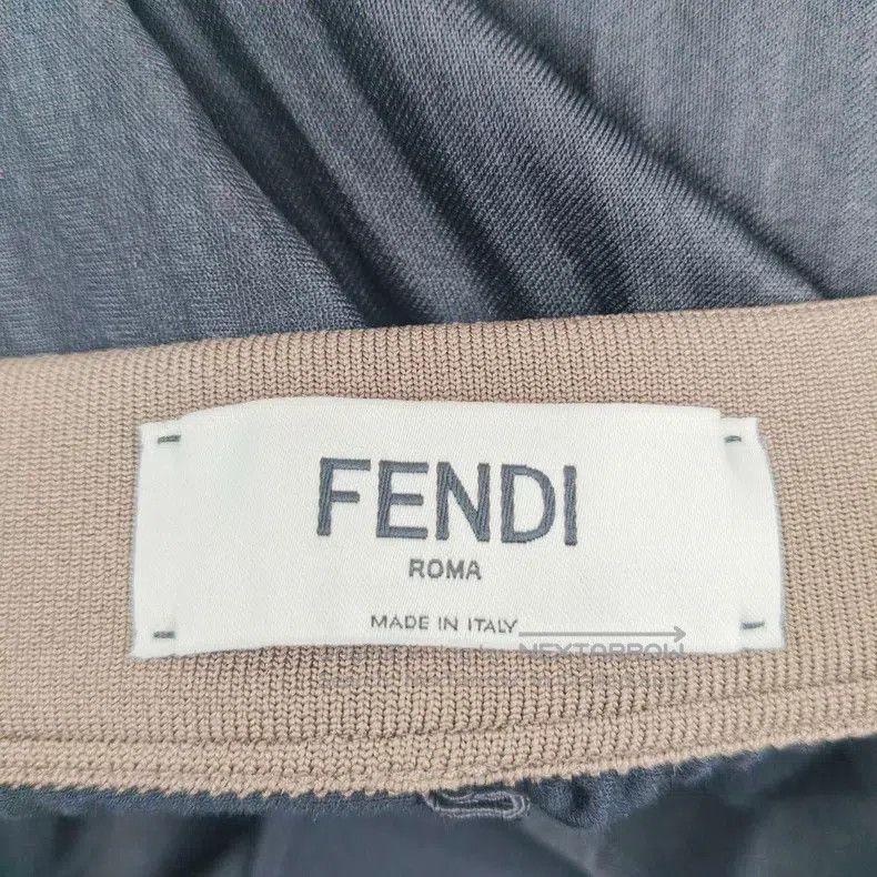 Fendi Fendi Stretch skirt Size 26" / US 2 / IT 38 - 4 Thumbnail