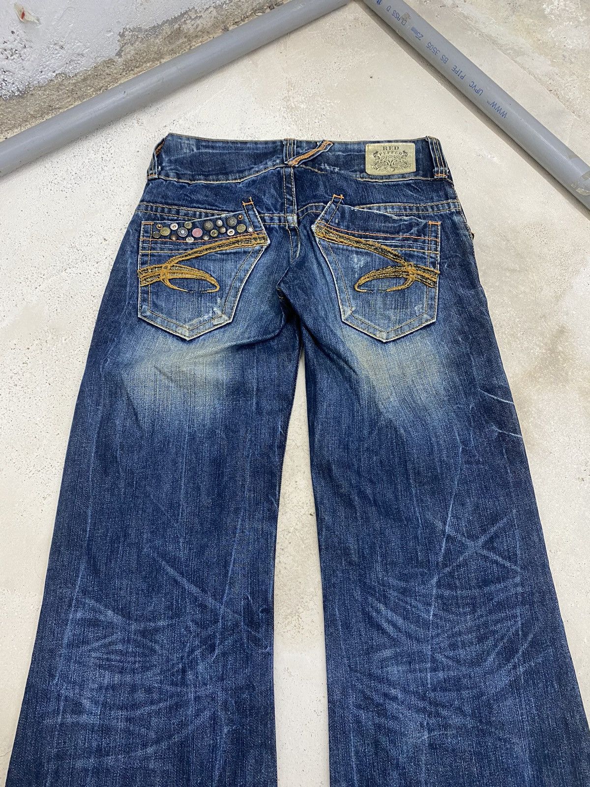 Japanese Brand × Le Grande Bleu (L.G.B.) × Tornado Mart Flare Red Pepper Denim Unique Embellished Pocket Mud Washed Size US 28 / EU 44 - 12 Thumbnail