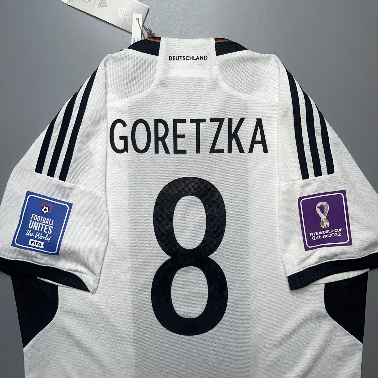 Adidas GERMANY ADIDAS 2022 WORLD CUP SOCCER HOME JERSEY #8 GORETZKA Size US L / EU 52-54 / 3 - 10 Thumbnail
