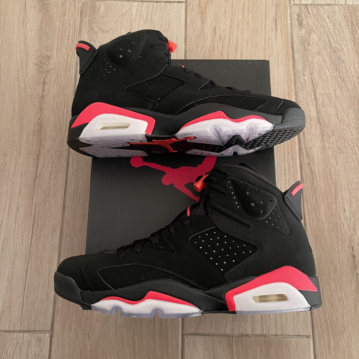 Jordan Brand Jordan 6 Retro Black Infrared 2019 Size US 10.5 / EU 43-44 - 1 Thumbnail
