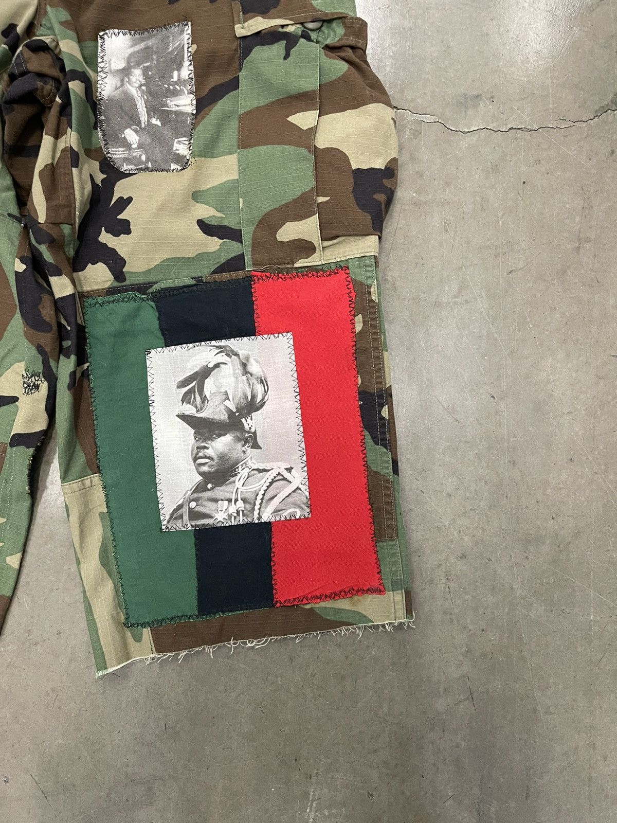 Other MARCUS GARVEY "WITH CONFIDENCE" PATCHWORK CAMOUFLAGE SHORTS Size US 34 / EU 50 - 5 Thumbnail