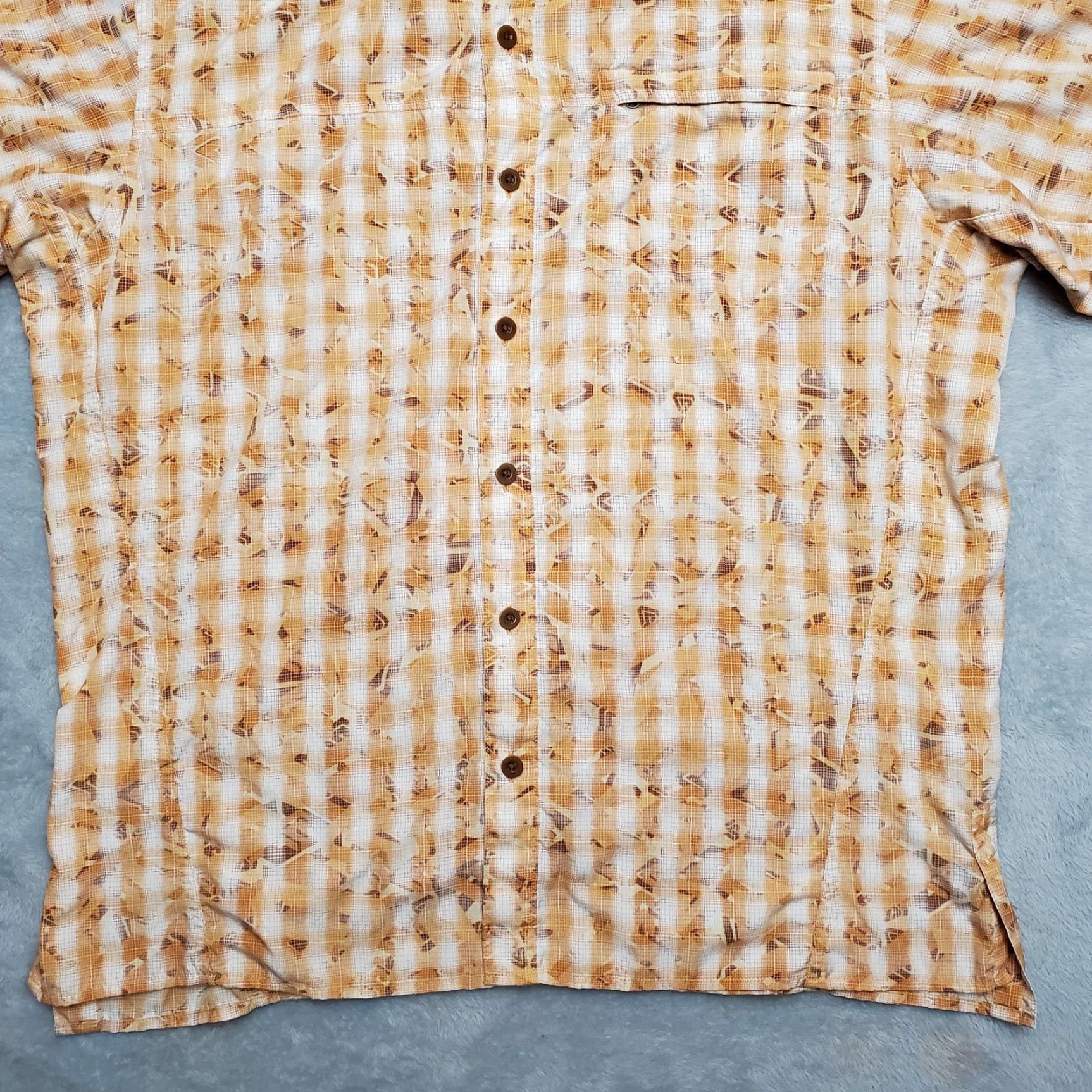 Mountain Hardwear VINTAGE Mountain Hardwear Shirt Mens Large Orange Short Sleeve Nylon Performance Blend Size US L / EU 52-54 / 3 - 3 Thumbnail