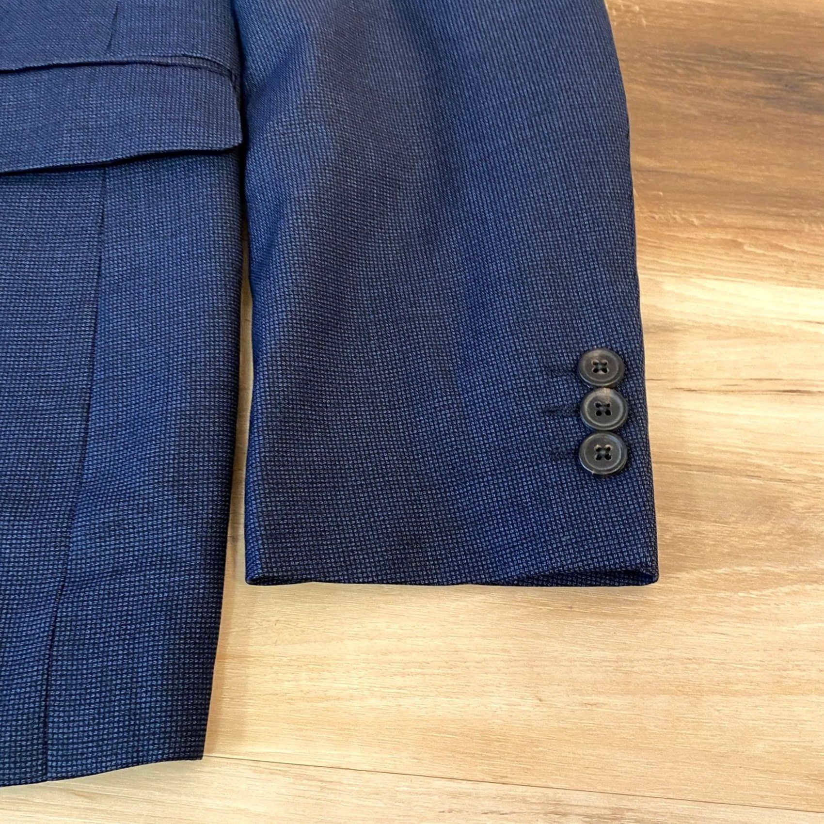 Theory Theory Blazer Mens 42 Sport Coat Wool Blue Micro Pattern Notch Lapel Four-Button Cuffs Two-Button Front Formal Business Regular Cowan? Size 42R - 3 Thumbnail