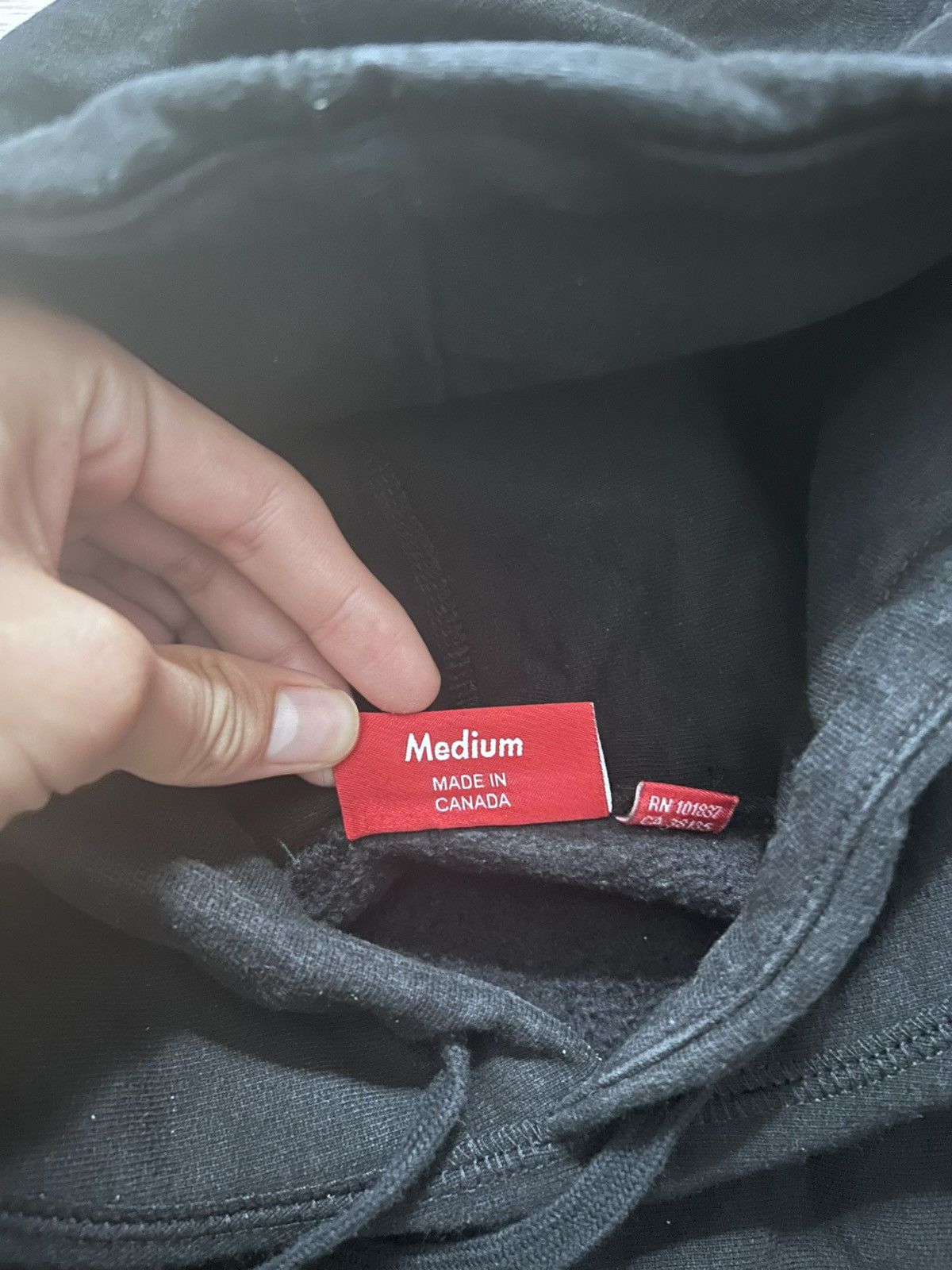 Supreme Supreme Black Box Logo FW25 Size US M / EU 48-50 / 2 - 3 Thumbnail