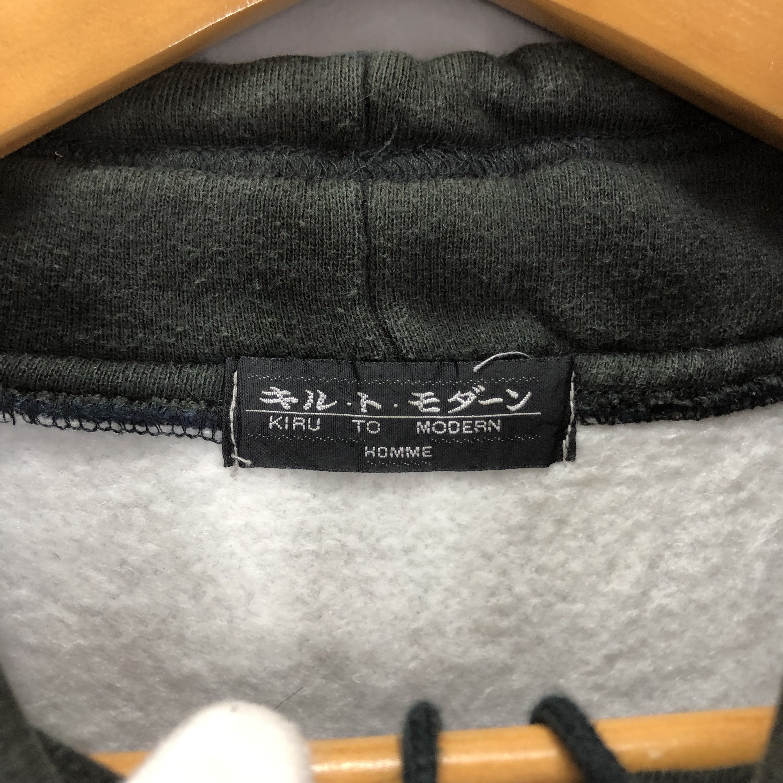 Japanese Brand Rare KIRU TO MODERN HOMME Sweatshirt Jumper #1621/02 Size US XL / EU 56 / 4 - 9 Thumbnail