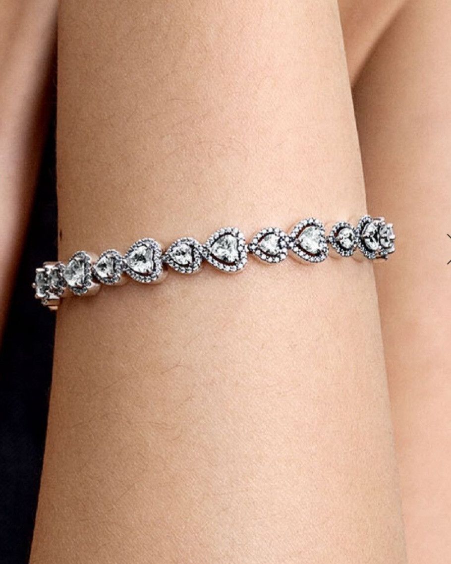pandora PANDORA HALO HEARTS STERLING SILVER BRACELET SIZE 18 Size ONE SIZE - 9 Thumbnail