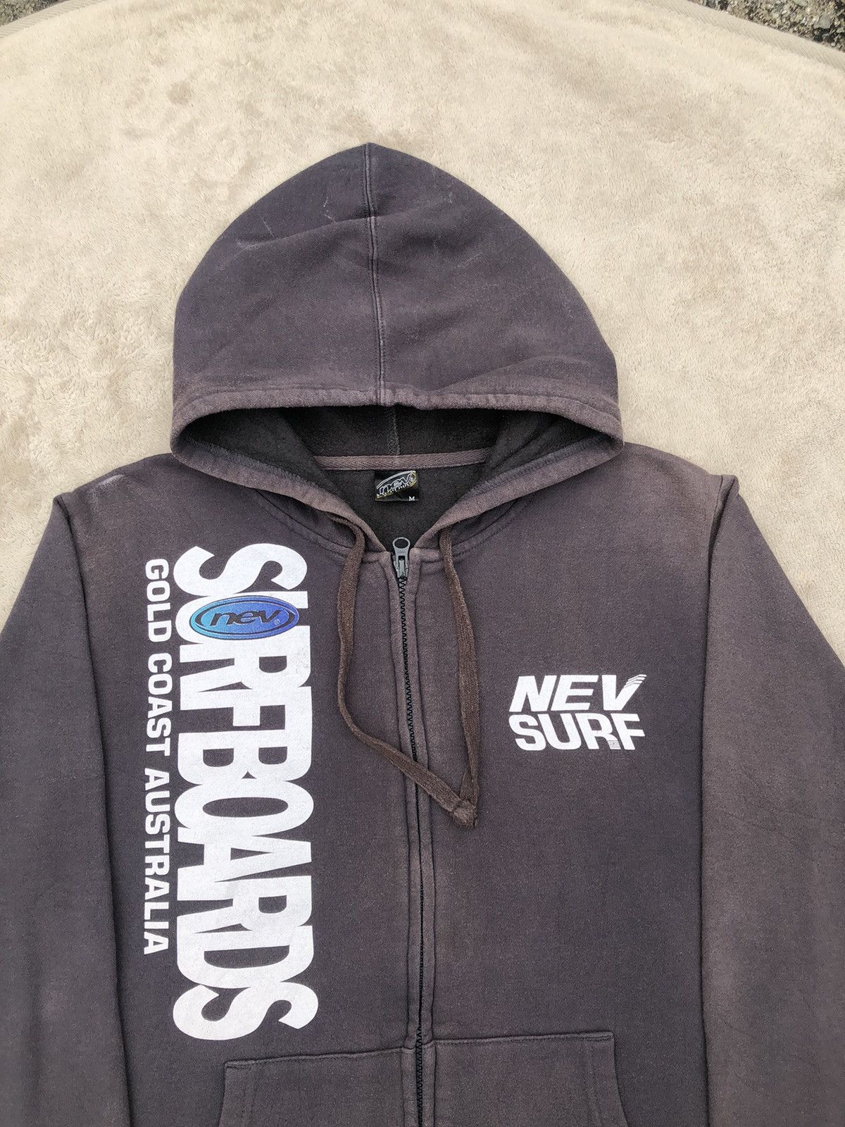 Vintage Vintage 90s Nev Surfboards Australia Sunfaded Hoodie Size US M / EU 48-50 / 2 - 3 Thumbnail
