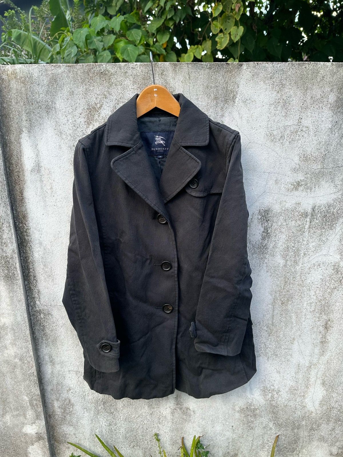 Burberry Burberry long coat Size M / US 6-8 / IT 42-44 - 2 Thumbnail