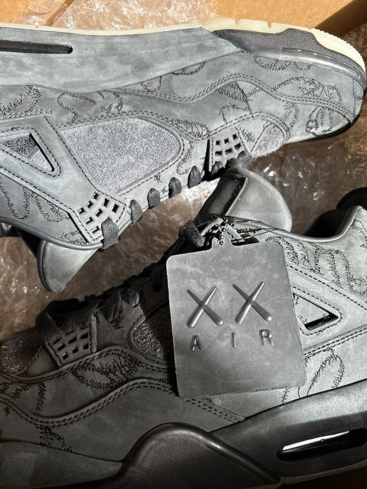 Jordan Brand × Kaws Air Jordan 4 Retro x KAWS Black (2017) Size US 13 / EU 46 - 10 Thumbnail