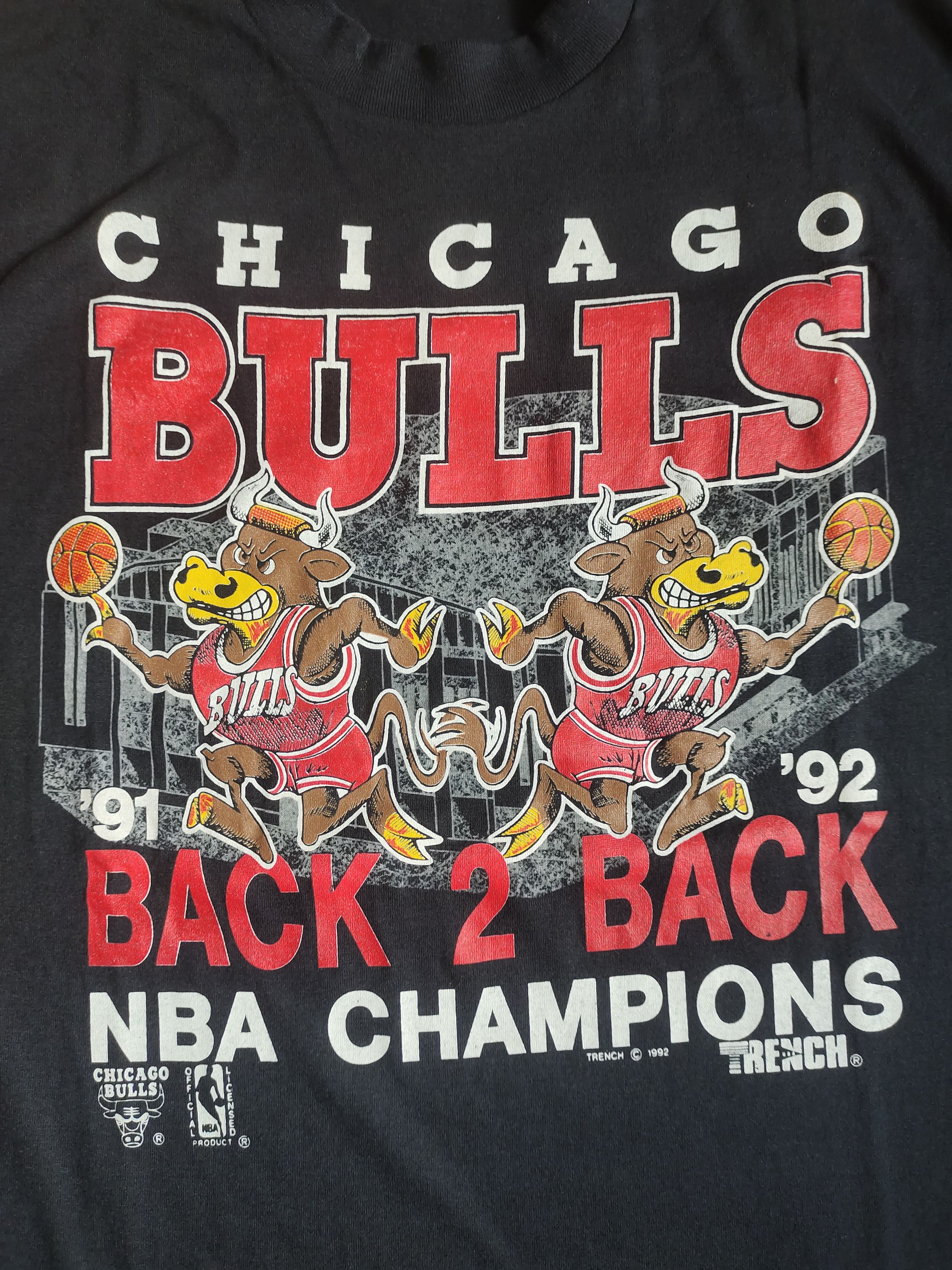 NBA × Vintage Vintage Chicago Bulls Back to Back 1991-1992 T-shirt Size US XL / EU 56 / 4 - 5 Thumbnail