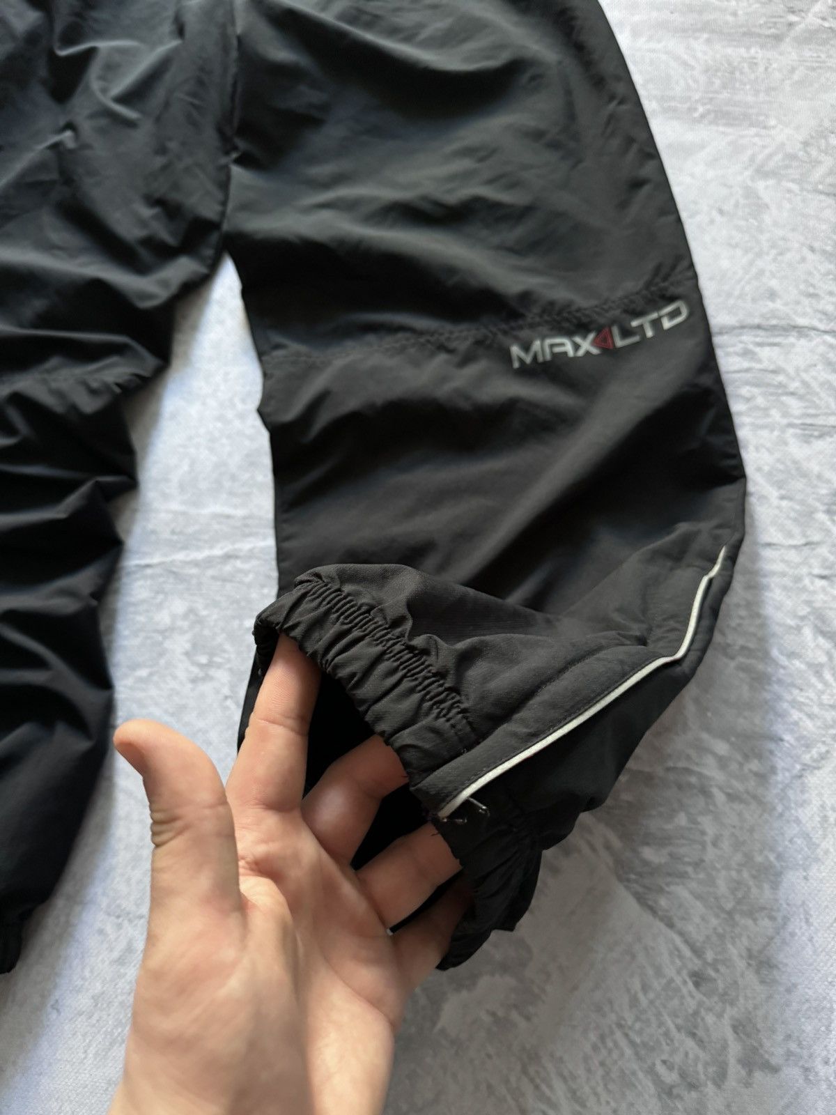 Nike × Vintage 00s Nike Vintage Nylon Airmax Joogers Pants Y2K Baggy Drill Size US 32 / EU 48 - 4 Thumbnail