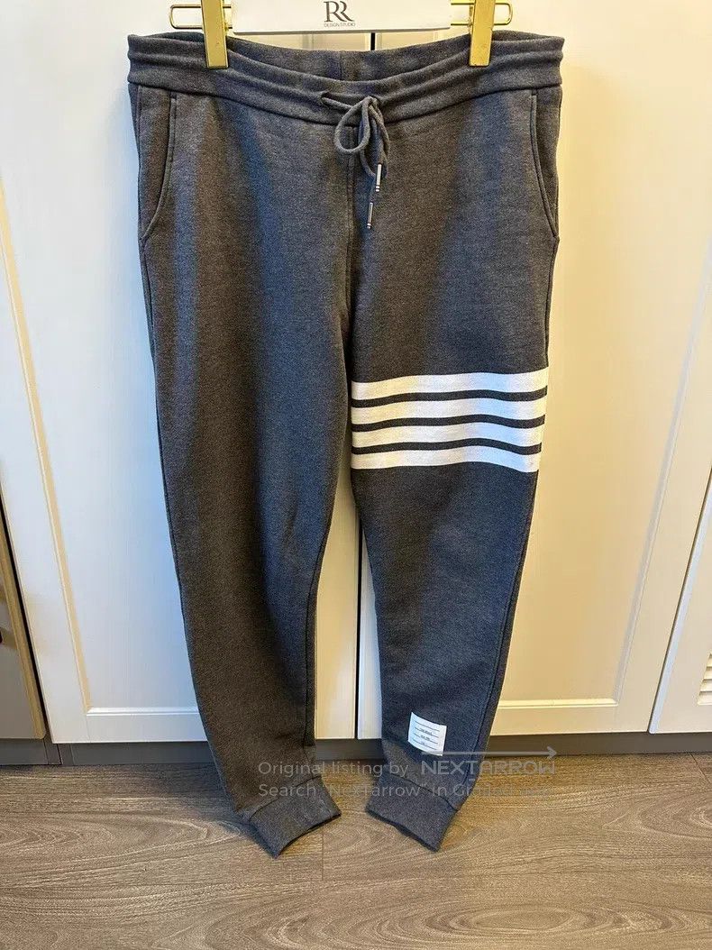 Thom Browne Thom Browne size 2 Cotton Fleece Sweatpants, Deep Gray Size US 28 / EU 44 - 1 Thumbnail