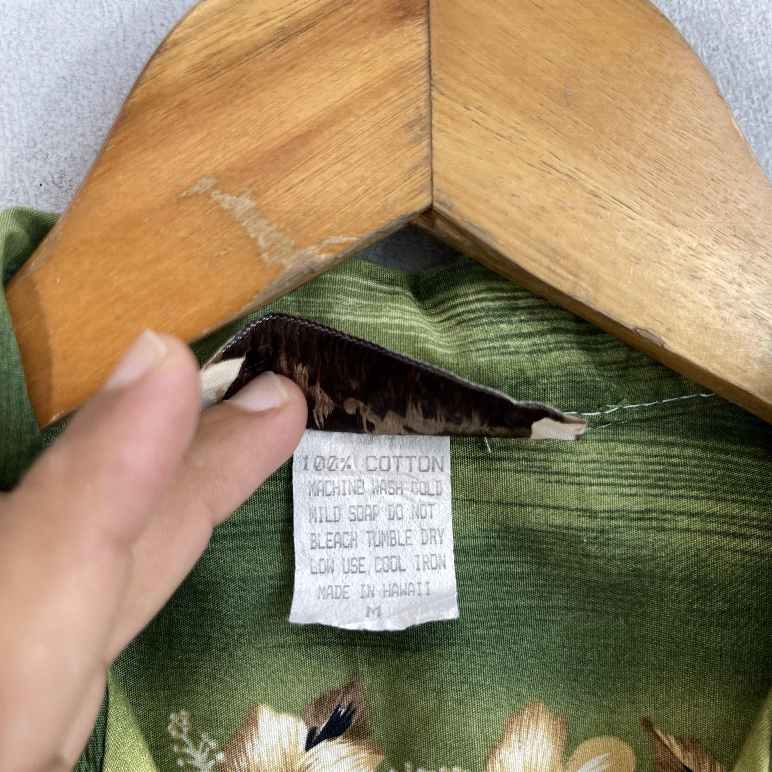 Japanese Brand × Vintage Vintage Hawaiian Island Beach Surf Floral Motive Button Up Size US M / EU 48-50 / 2 - 5 Thumbnail
