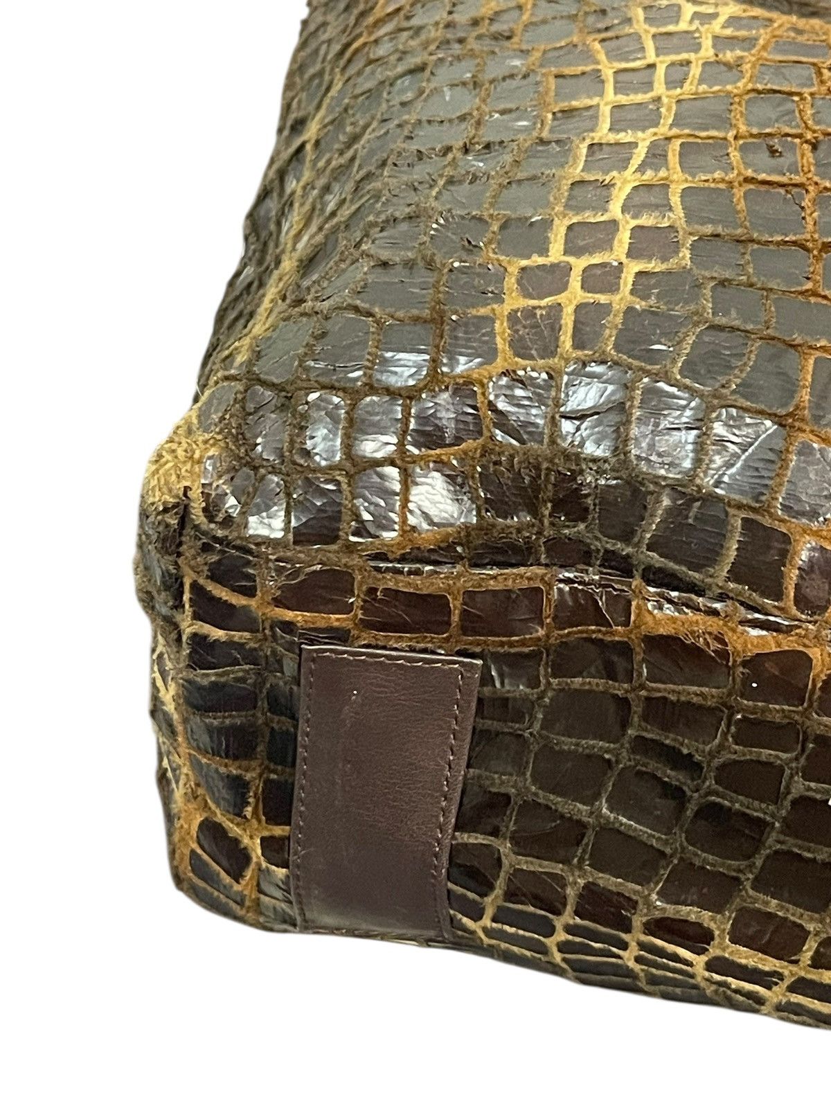 Genuine Leather Crocodile Embossed Textured Patina 4 Session Bag 2🟩1 Size ONE SIZE - 7 Thumbnail
