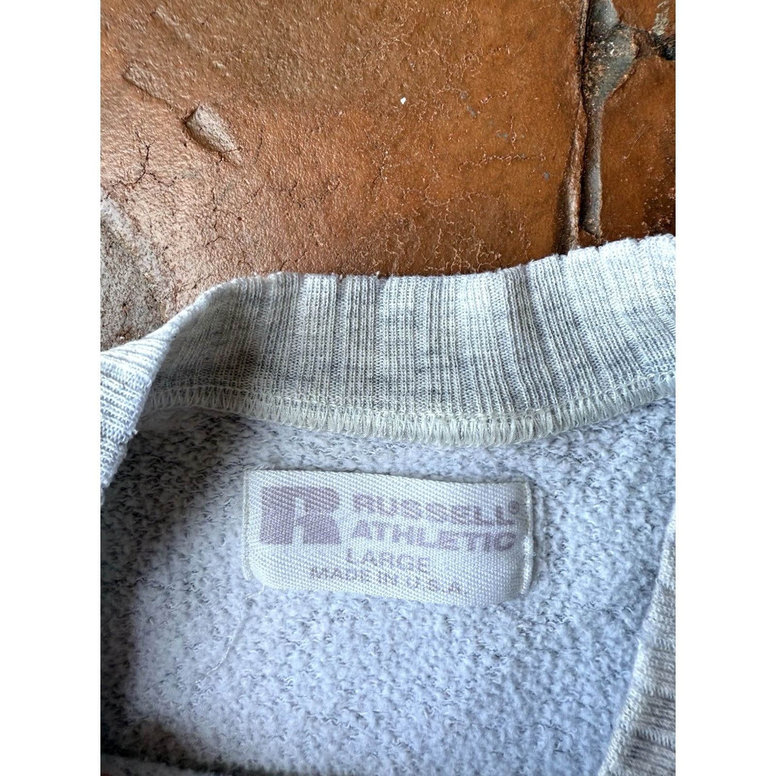 Adidas VINTAGE adidas Run DMC Licensed To Ill Tour Crop Crewneck Sweatshirt L Gray Mens Size US L / EU 52-54 / 3 - 2 Thumbnail