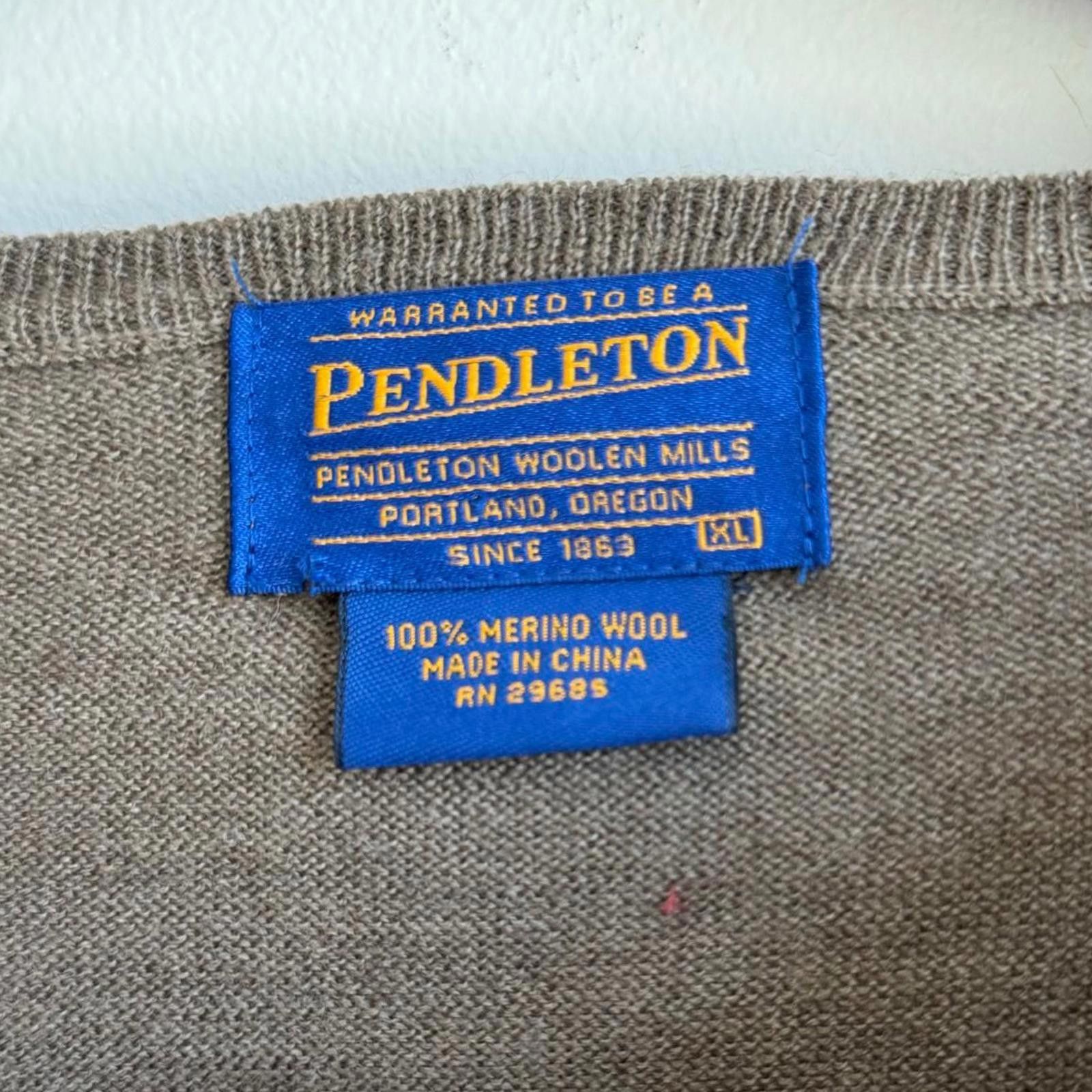 Pendleton Pendleton Men's Merino Wool Argyle Sweater - Size XL Size US XL / EU 56 / 4 - 2 Thumbnail