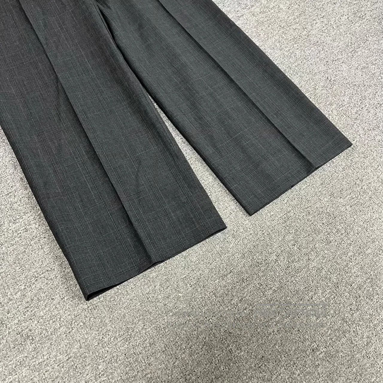 Miu Miu miu miu size 38 Dark gray checkered casual pants| Size 28" / US 6 / IT 42 - 5 Thumbnail