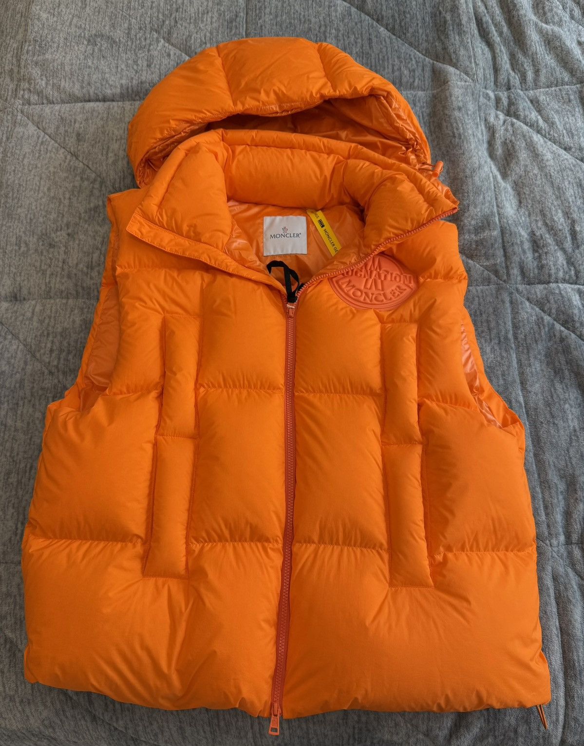 Moncler Moncler Vest Size US S / EU 44-46 / 1 - 1 Thumbnail