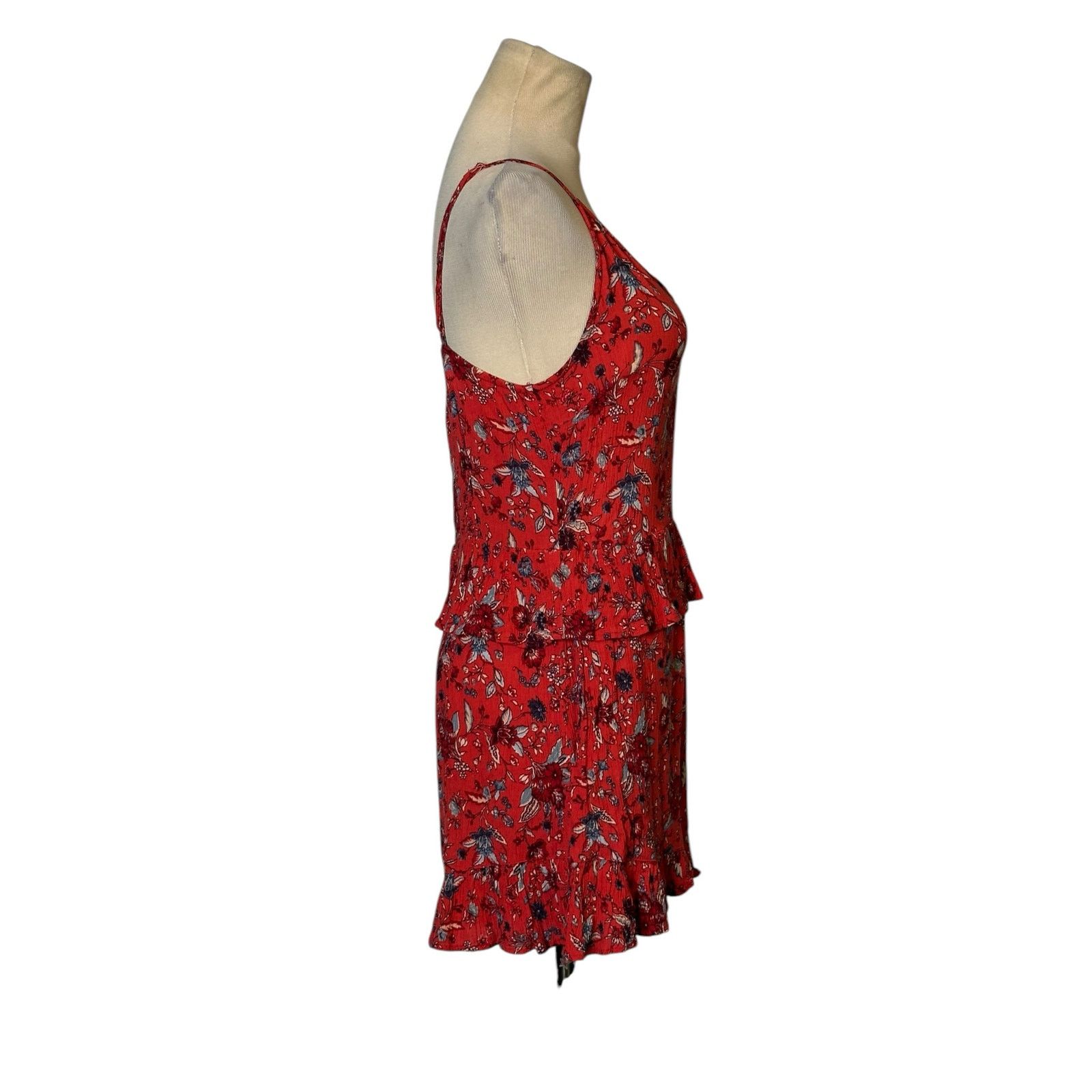 American Eagle Outfitters American Eagle red blue tank romper size 4 Size 27" / US 4 / IT 40 - 7 Thumbnail