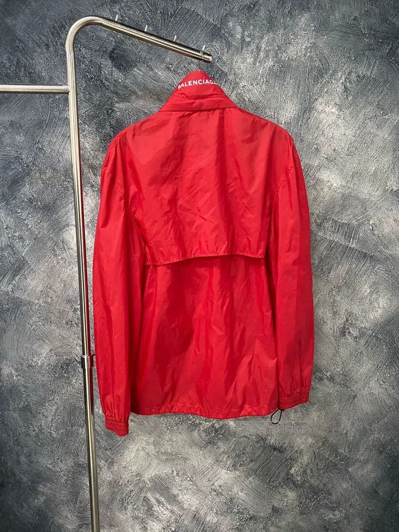 Balenciaga Balenciaga Red Printed Pattern Logo Windbreaker Size US S / EU 44-46 / 1 - 2 Thumbnail