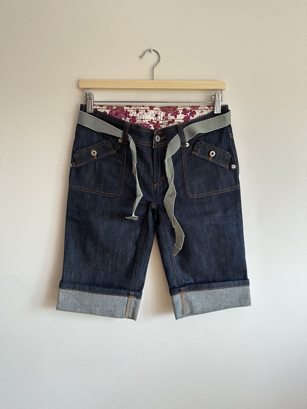 Designer × Dolce & Gabbana Dolce & Gabbana denim shorts designer luxury Size 26" / US 2 / IT 38 - 2 Thumbnail