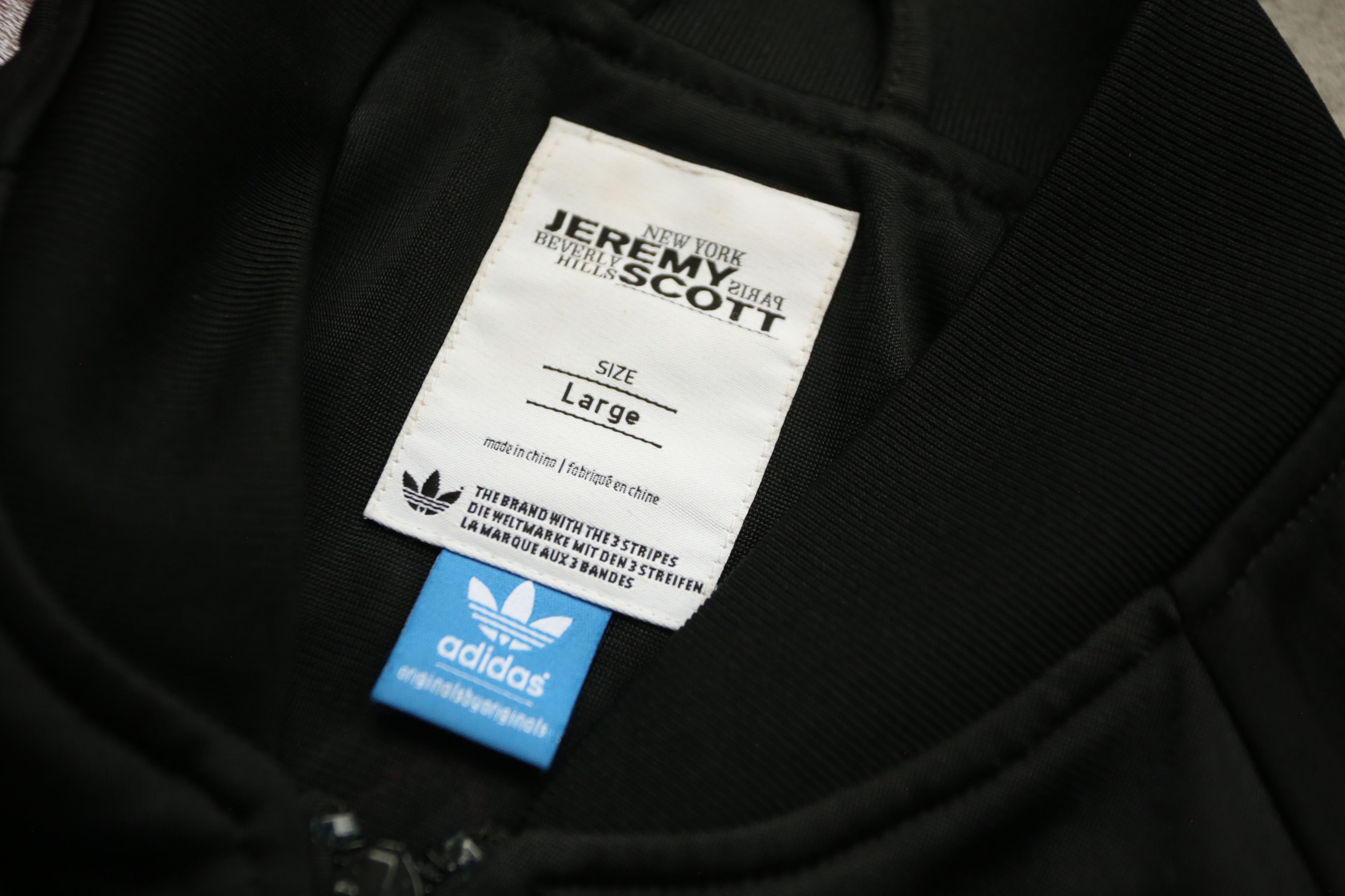 Adidas × Jeremy Scott Adidas - Jeremy Scott - S/S 11 - Pink Flames Bomber Jacket Size US L / EU 52-54 / 3 - 8 Thumbnail