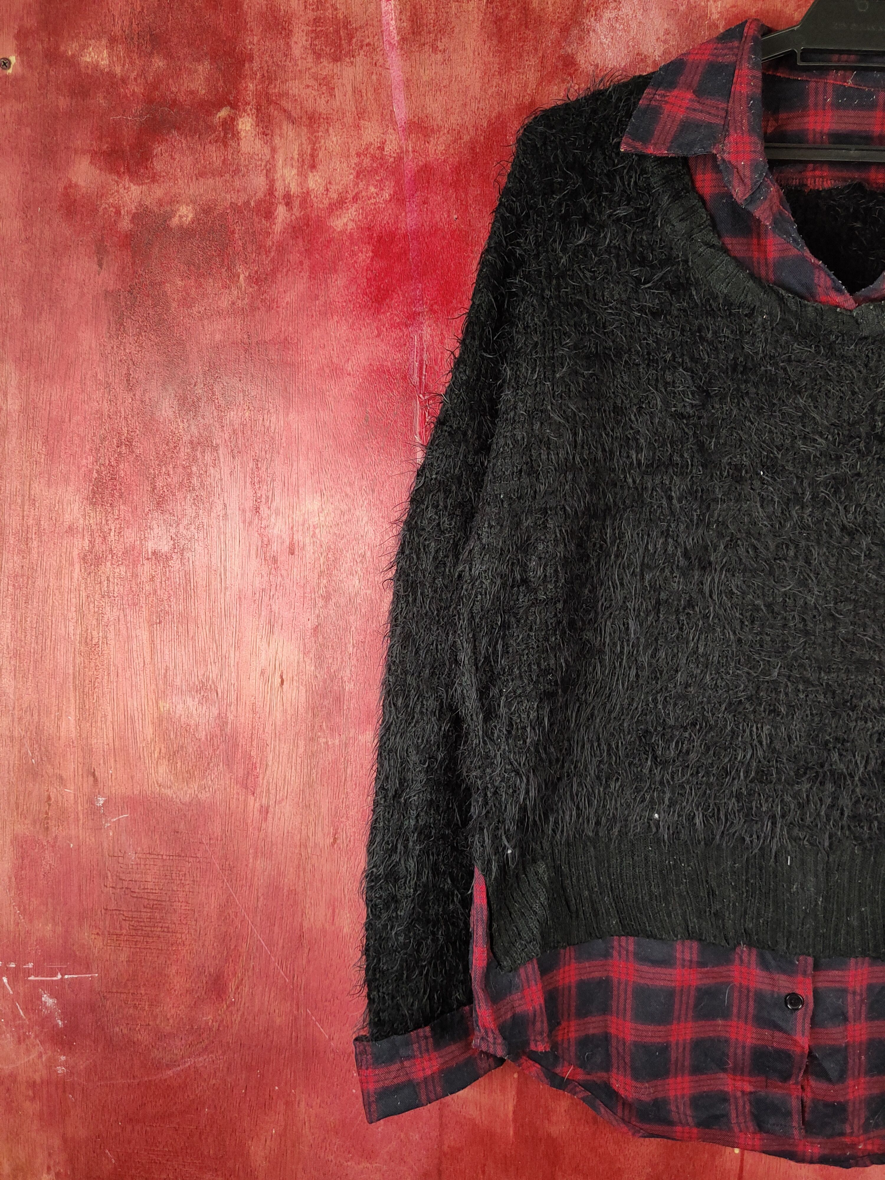 Vintage Japanese Brand Black Red Fur Mohair Knitwear #S2184 Size L / US 10 / IT 46 - 3 Thumbnail