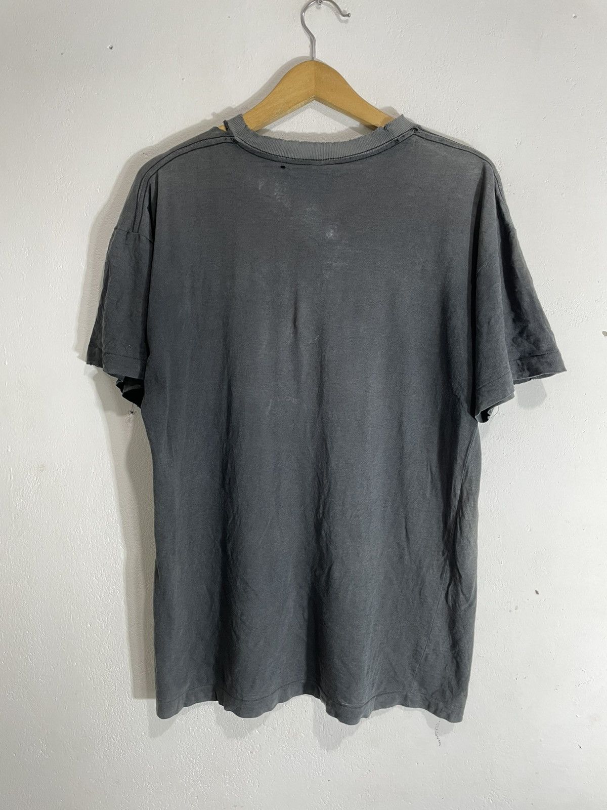 Vintage RARE distressed blank Tshirt Trashed style 80/90s Converse Size US L / EU 52-54 / 3 - 9 Thumbnail