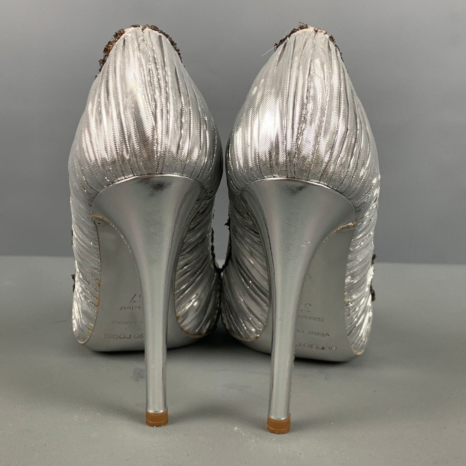 Sergio Rossi SERGIO ROSSI Size 7 Black Lame Metallic Peep Toe Pumps Size US 7 / IT 37 - 3 Thumbnail