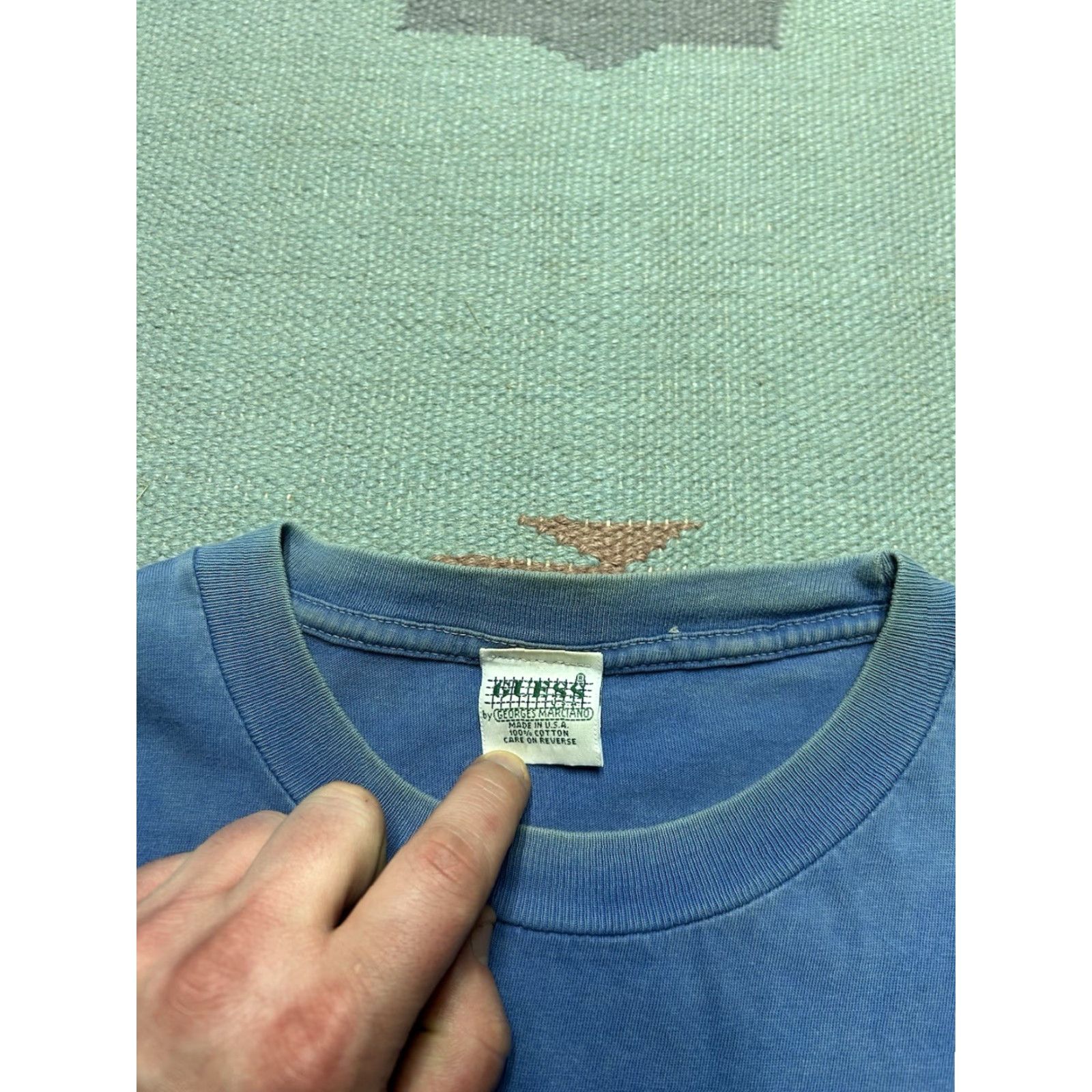 Guess VINTAGE 80s 90s GUESS Jeans embroidered logo single stitch T-Shirt XL Blue Men Mens Shirt Size US XL / EU 56 / 4 - 6 Thumbnail