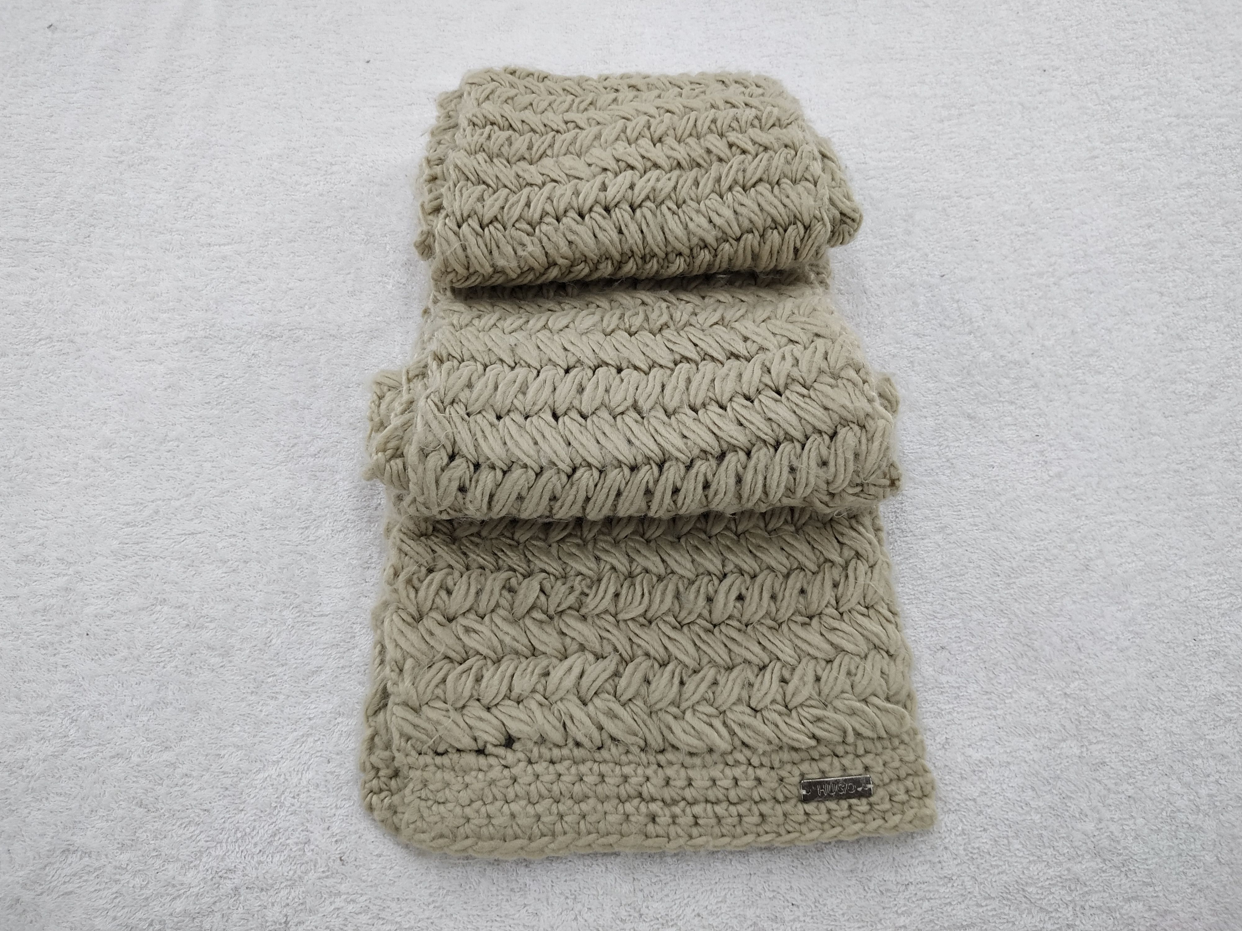 Hugo Boss Vintage Hugo Boss Wool Scarf/Muffler/Neckwear MF019 Size ONE SIZE - 3 Thumbnail