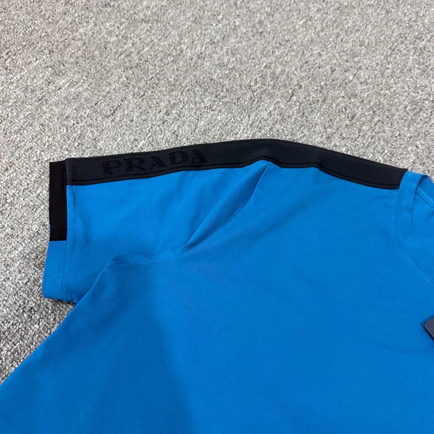 Prada Prada Blue Shoulder Embroidered Logo Short Sleeve M Unused Size M / US 6-8 / IT 42-44 - 3 Thumbnail
