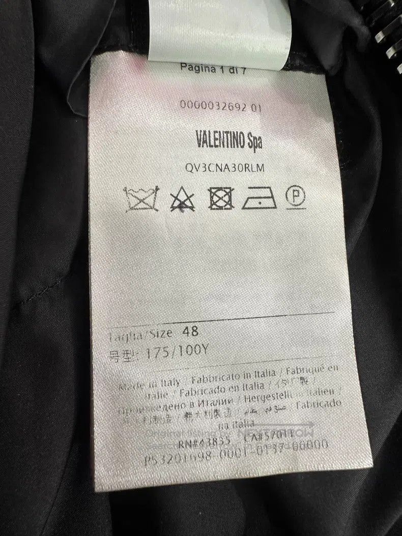 Other Valentino Metal willow stud black goose down down jacket Size US M / EU 48-50 / 2 - 7 Thumbnail