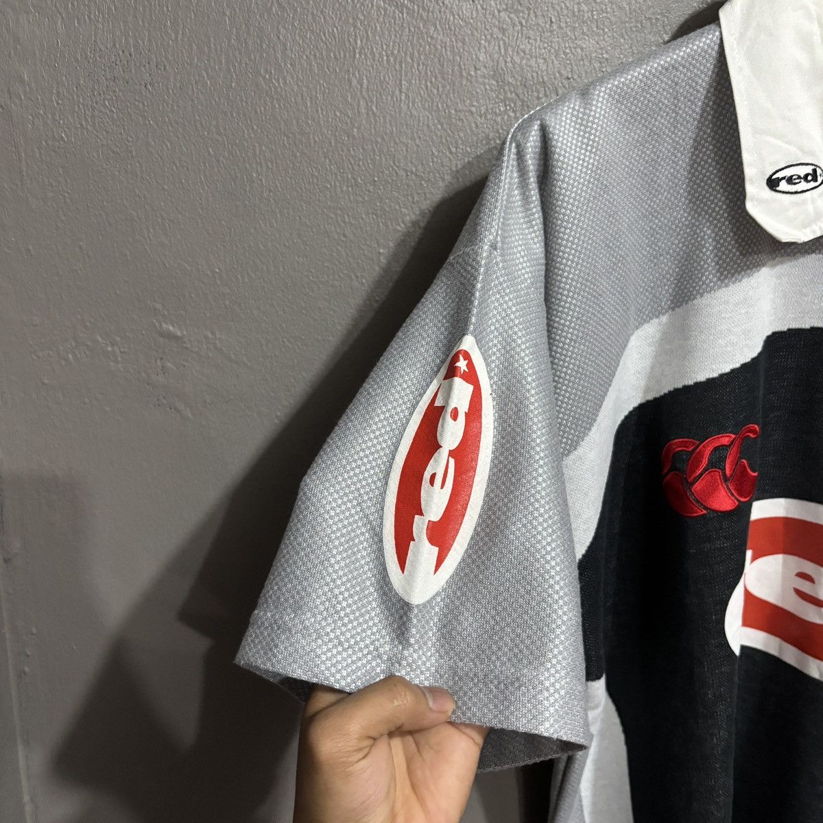 Canterbury of New Zealand Rare Canterbury Natal Sharks 2003 Rugby Shirt Jersey Size US L / EU 52-54 / 3 - 6 Thumbnail
