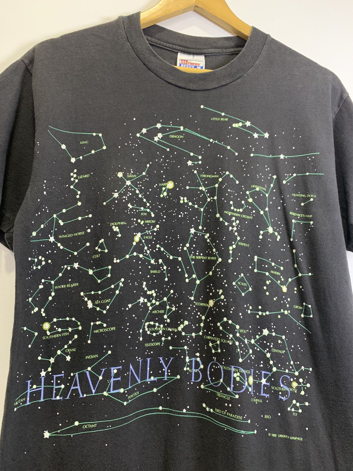 Vintage Vintage Heavenly Bodies Tshirt Size US M / EU 48-50 / 2 - 3 Thumbnail