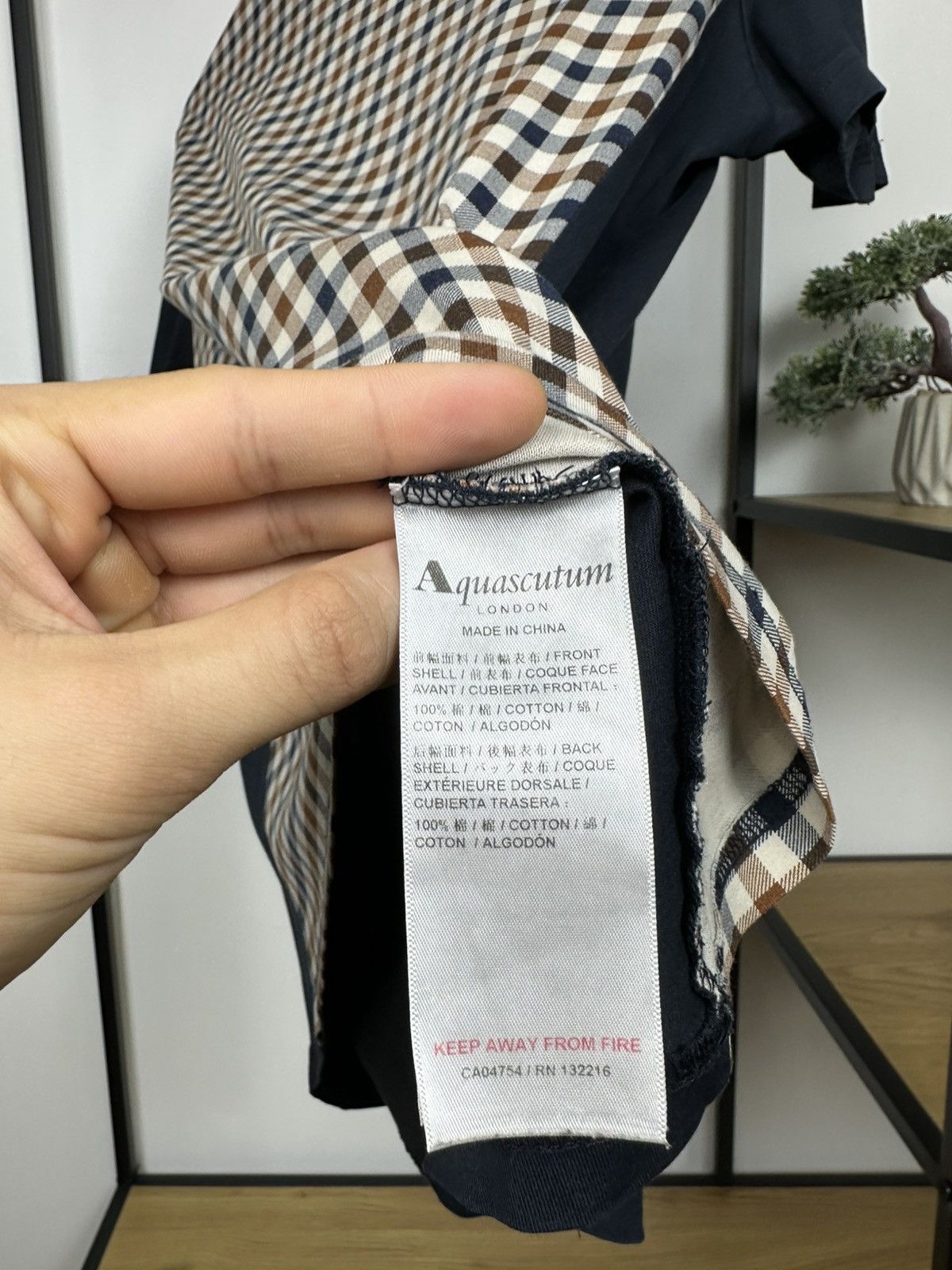 Aquascutum Aquascutum Monogram Checkered T-shirt Vintage Men’s XL Logo Size US XL / EU 56 / 4 - 8 Thumbnail