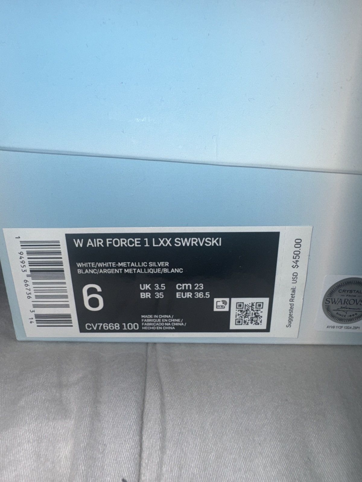 Nike × Swarovski Nike x swarovski size 6 brand new Size US 6 / EU 39 - 7 Thumbnail