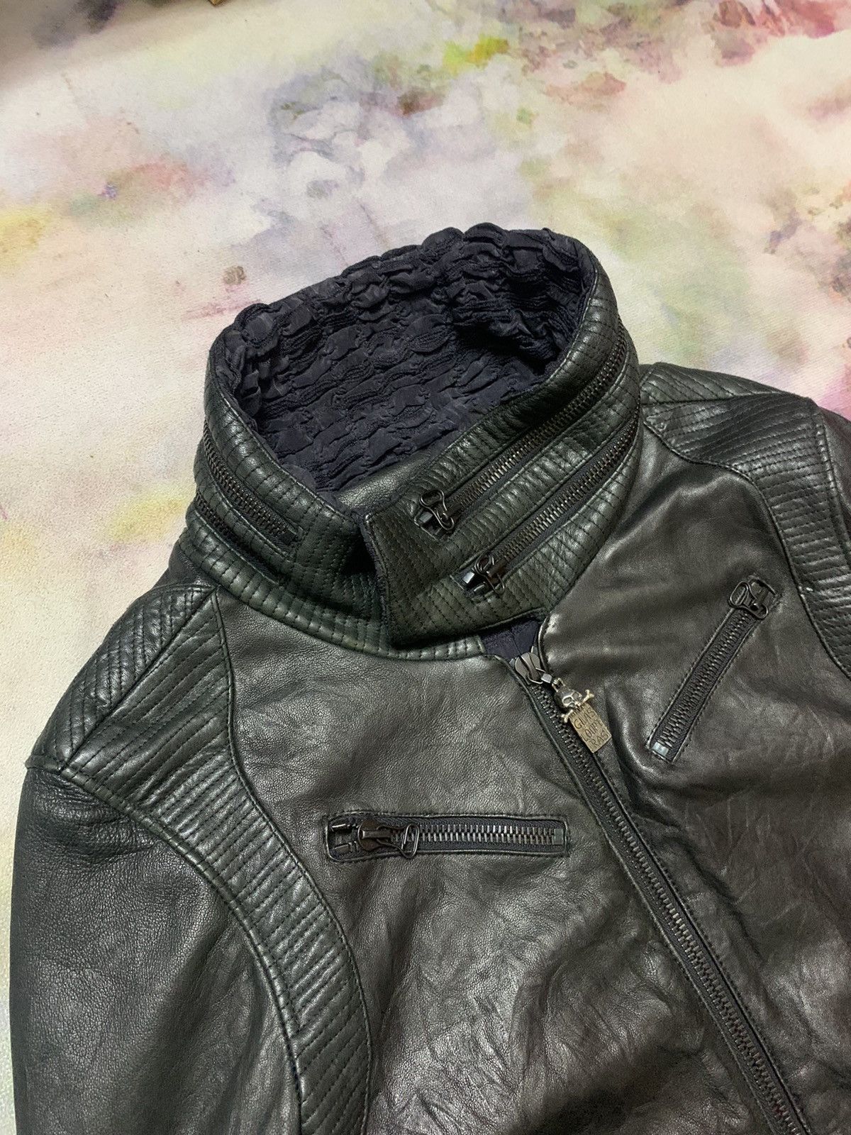 Tornado Mart Diamond Dogs x Cosa Nostra Cyberpunk Cropped Leather Biker Size US S / EU 44-46 / 1 - 7 Thumbnail